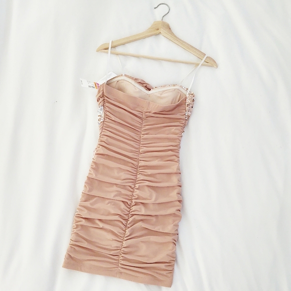 Sequin Bodycon Dress - Picture 5 of 5